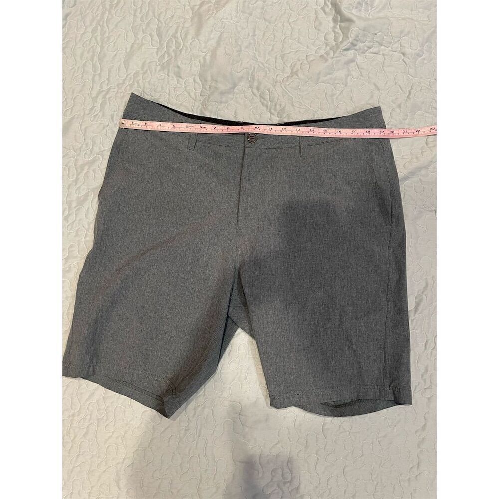 Quiet Storm Surf Shop Men's Green Chino Shorts Size 36 Casual Lightweight